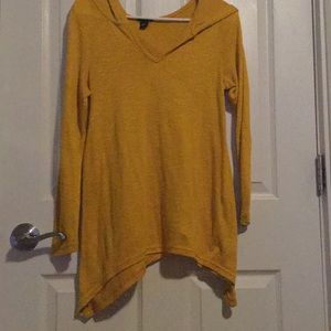 Mustard yellow sweater